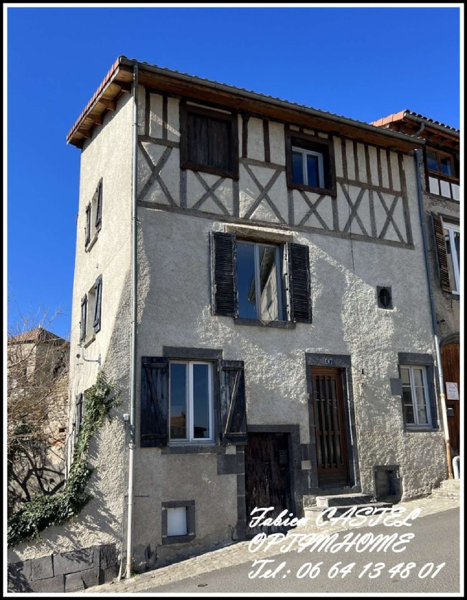  à vendre maison Maringues Puy-de-Dôme 1