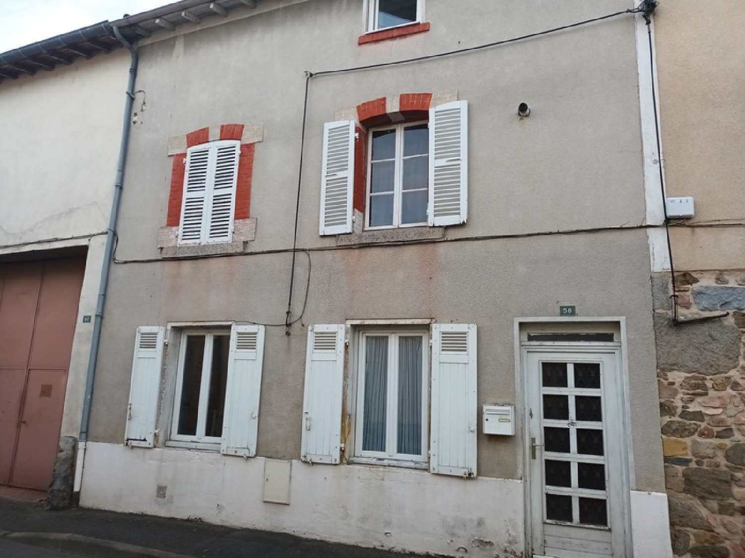  à vendre maison de village Panissières Loire 1