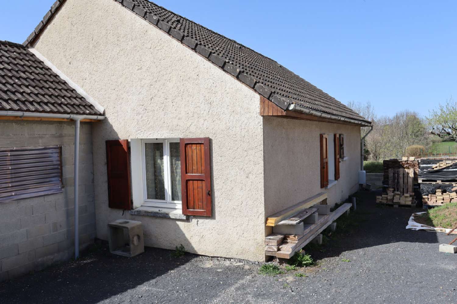  for sale house Saint-Chamant Cantal 1