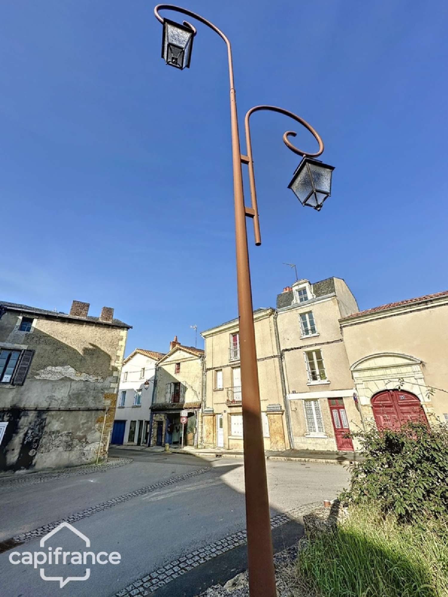  à vendre maison de ville Thouars Deux-Sèvres 5