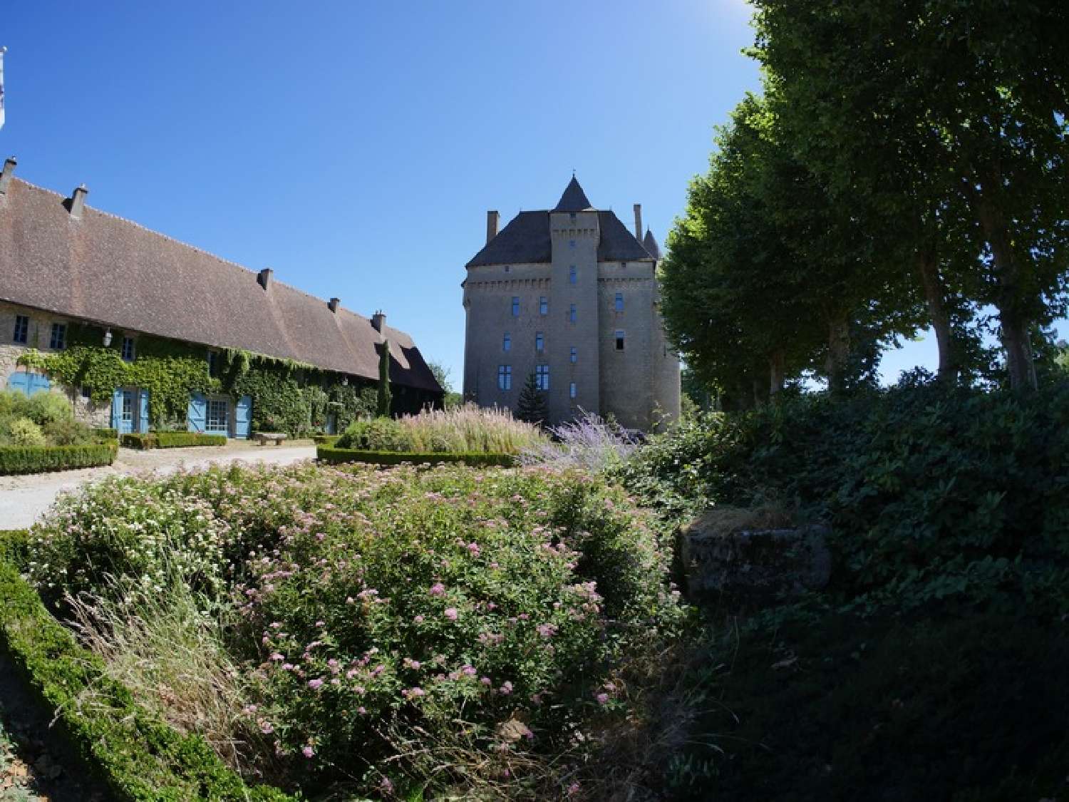  te koop kasteel Guéret Creuse 2