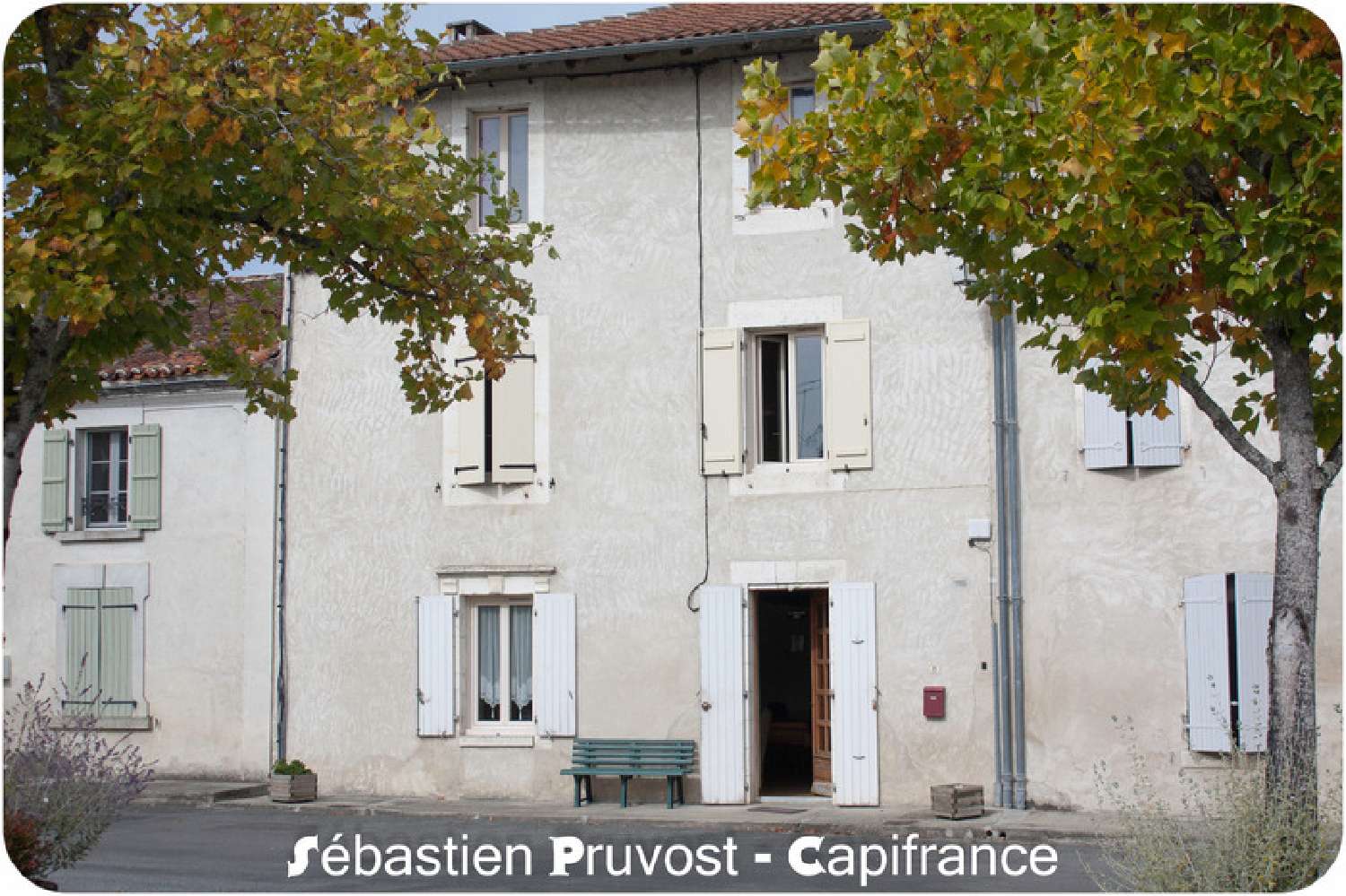 te koop huis Champagne-et-Fontaine Dordogne 3