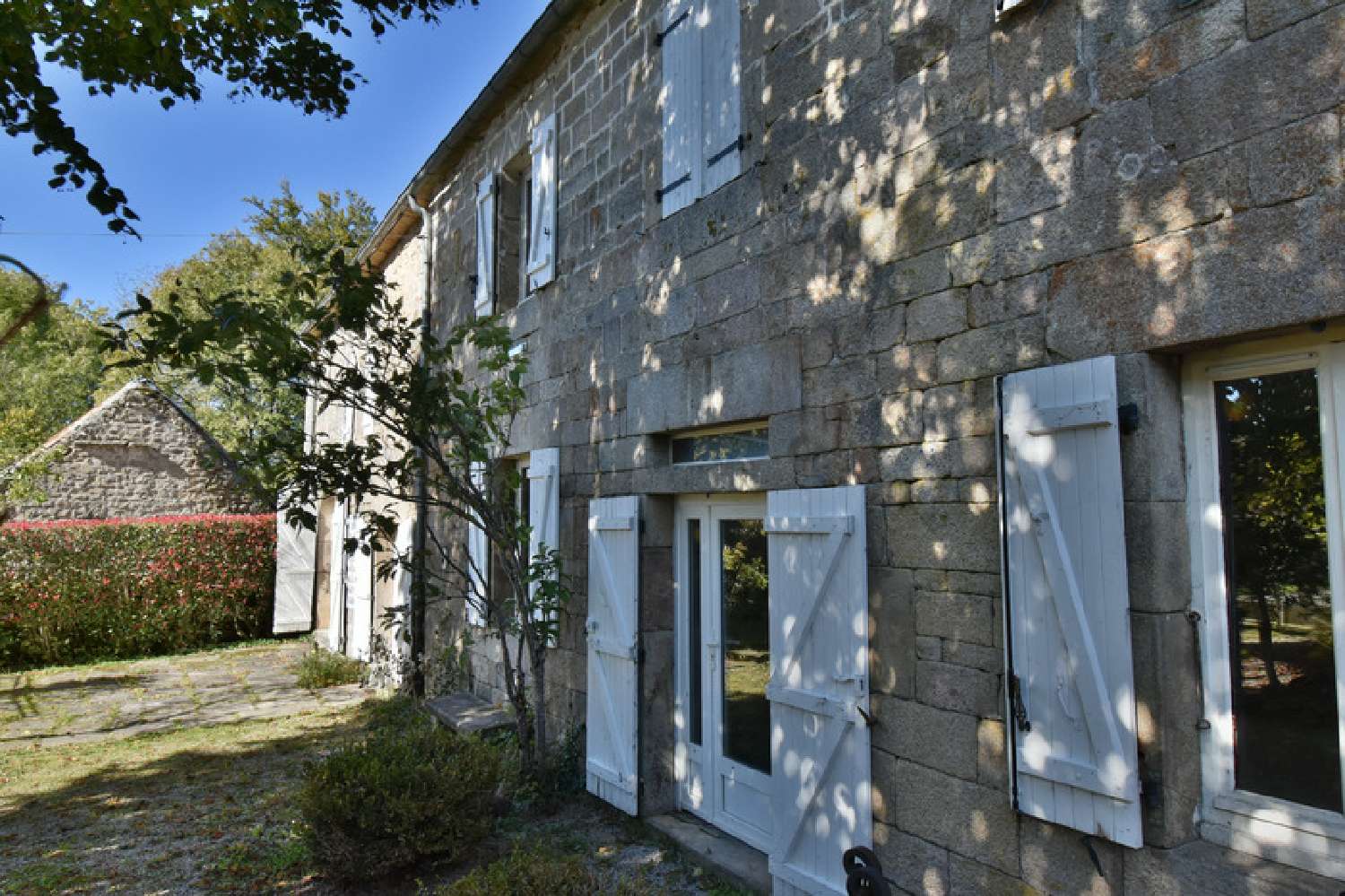  à vendre maison Peyrelevade Corrèze 1