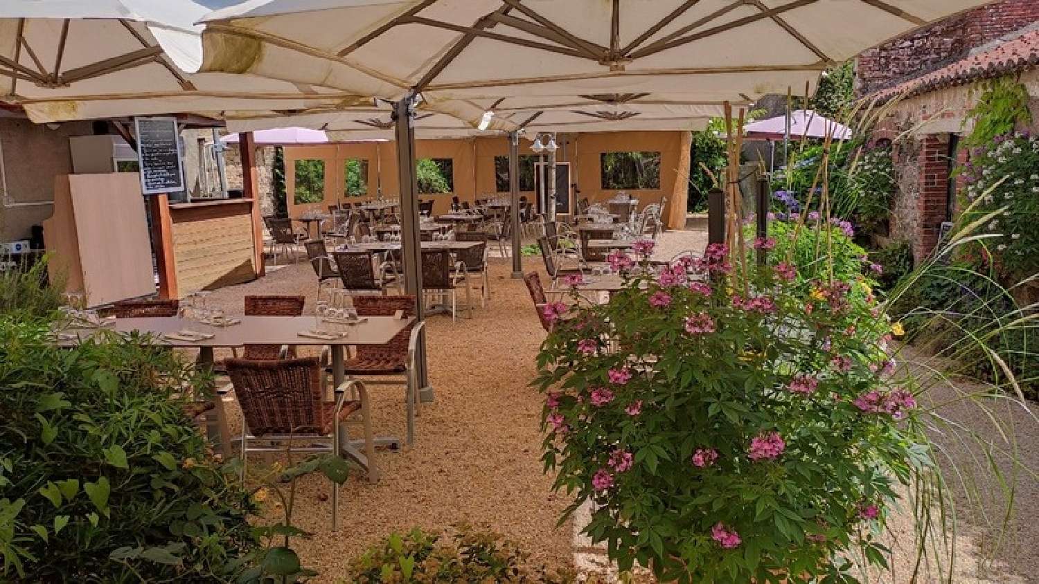 Montaigu Vendée Restaurant Bild 6759251