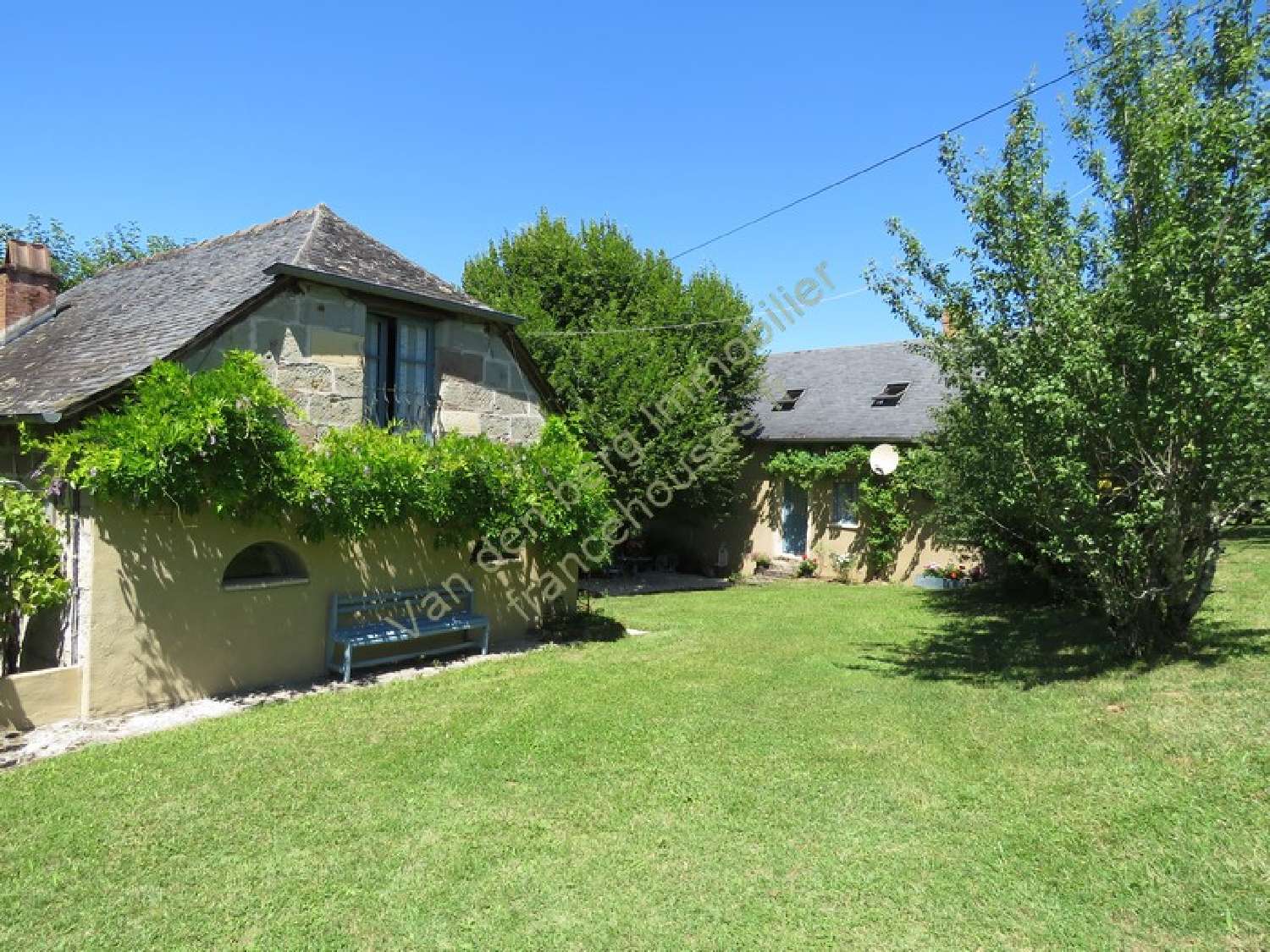  te koop huis Ayen Corrèze 1