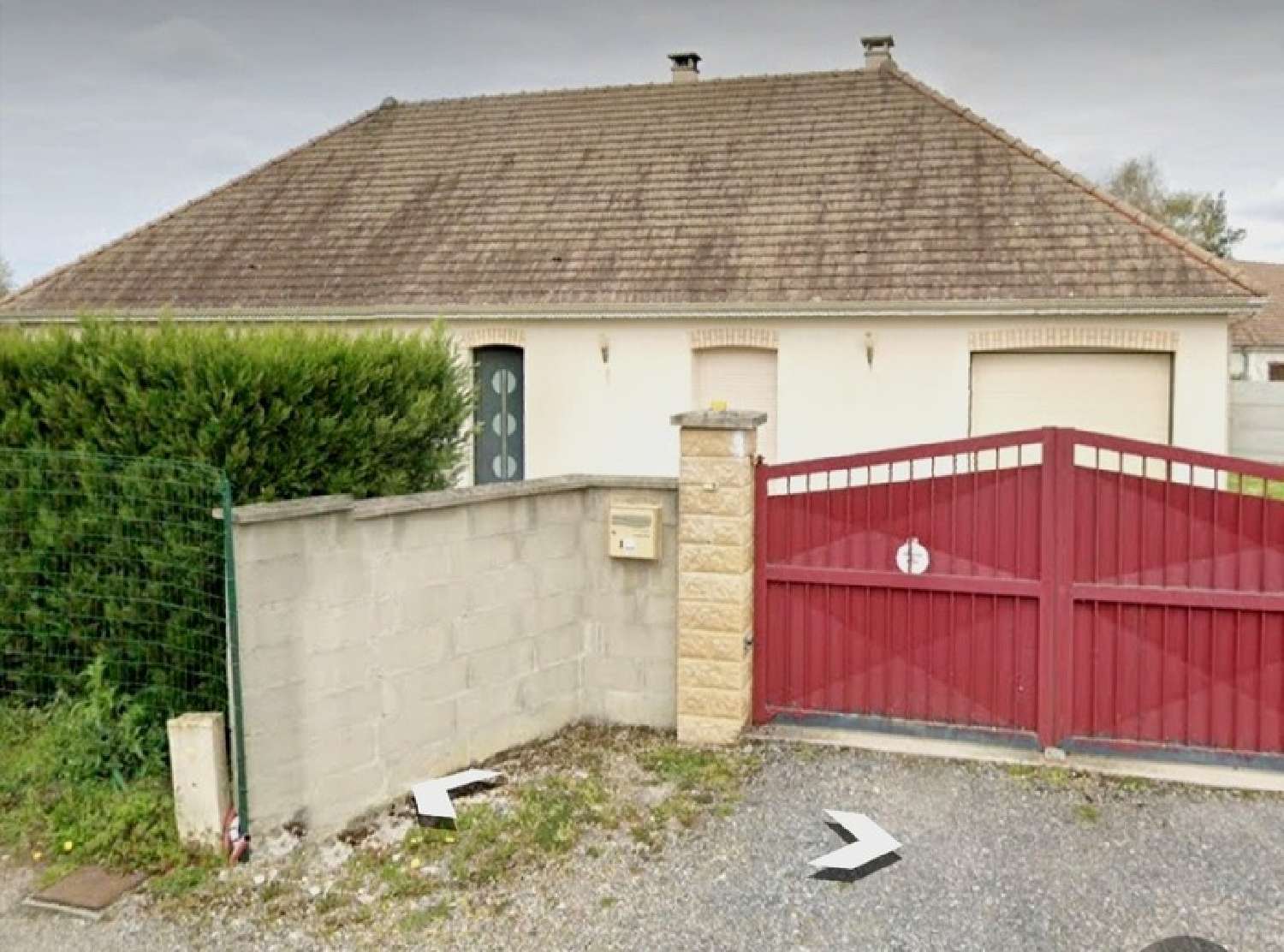  for sale house Yzengremer Somme 1