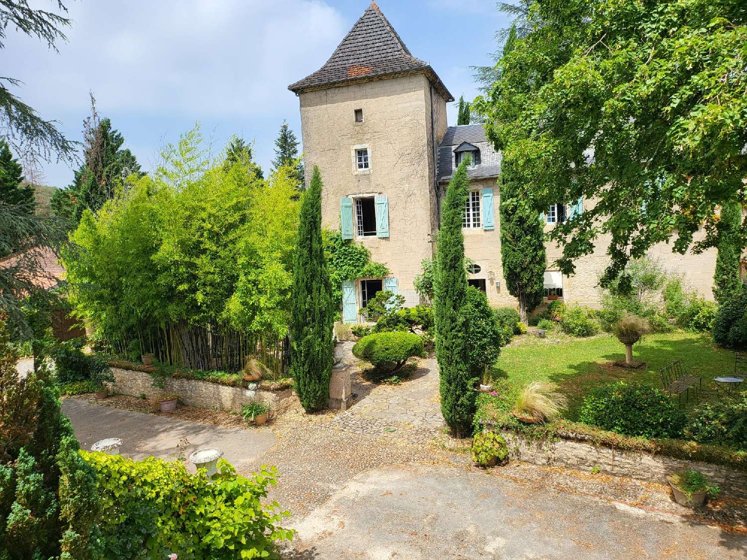  for sale estate Caillac Lot 2