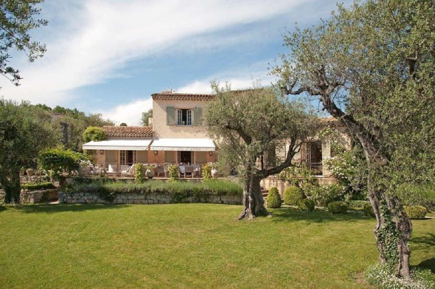  for sale villa Châteauneuf-Grasse Alpes-Maritimes 2