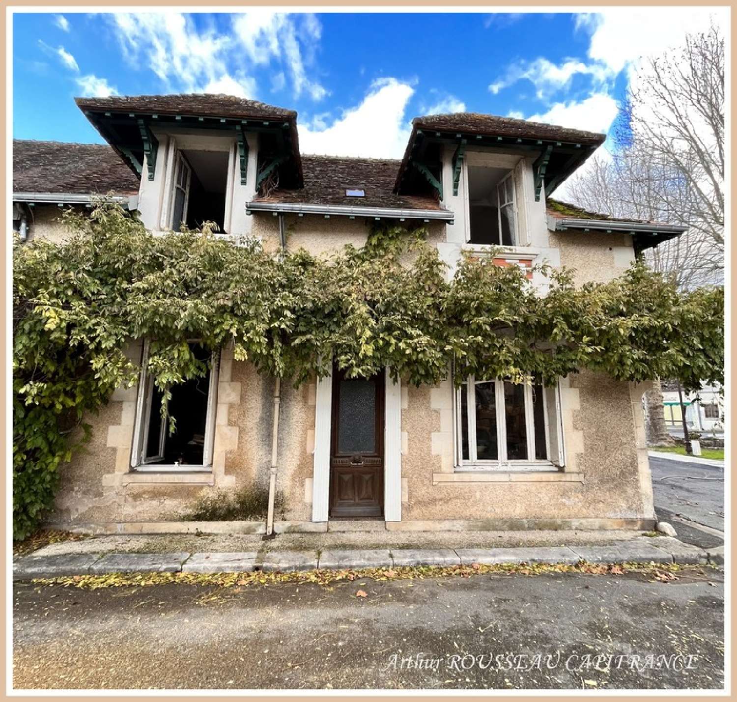  for sale house Saint-Pierre-de-Maillé Vienne 1