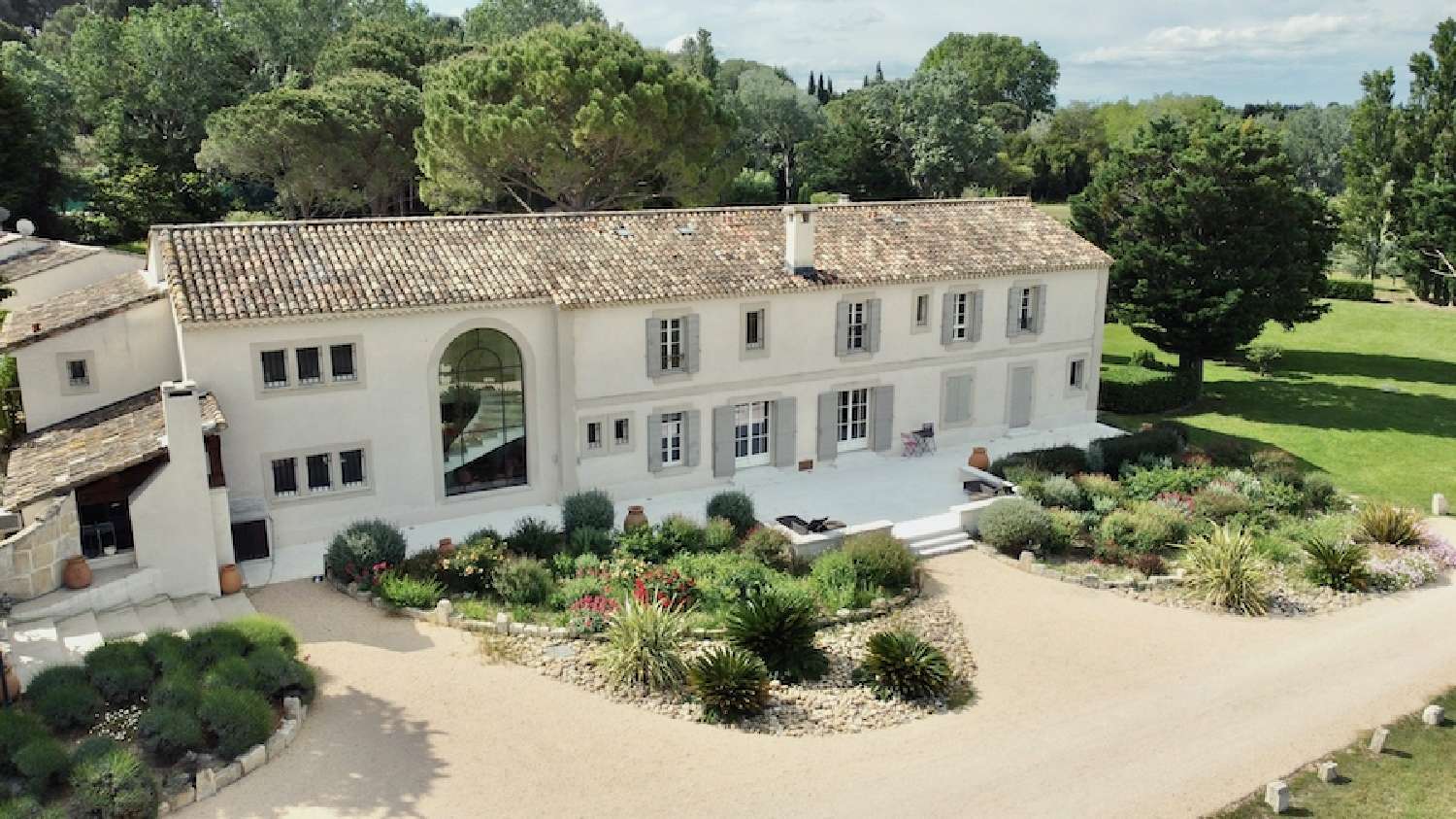  à vendre villa Arles Bouches-du-Rhône 3