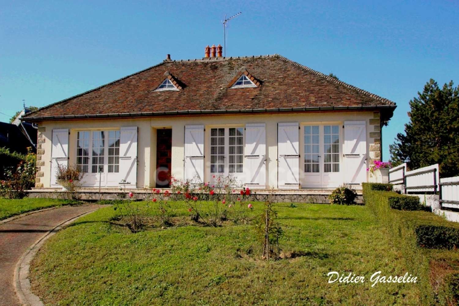  for sale house Nogent-le-Rotrou Eure-et-Loir 1