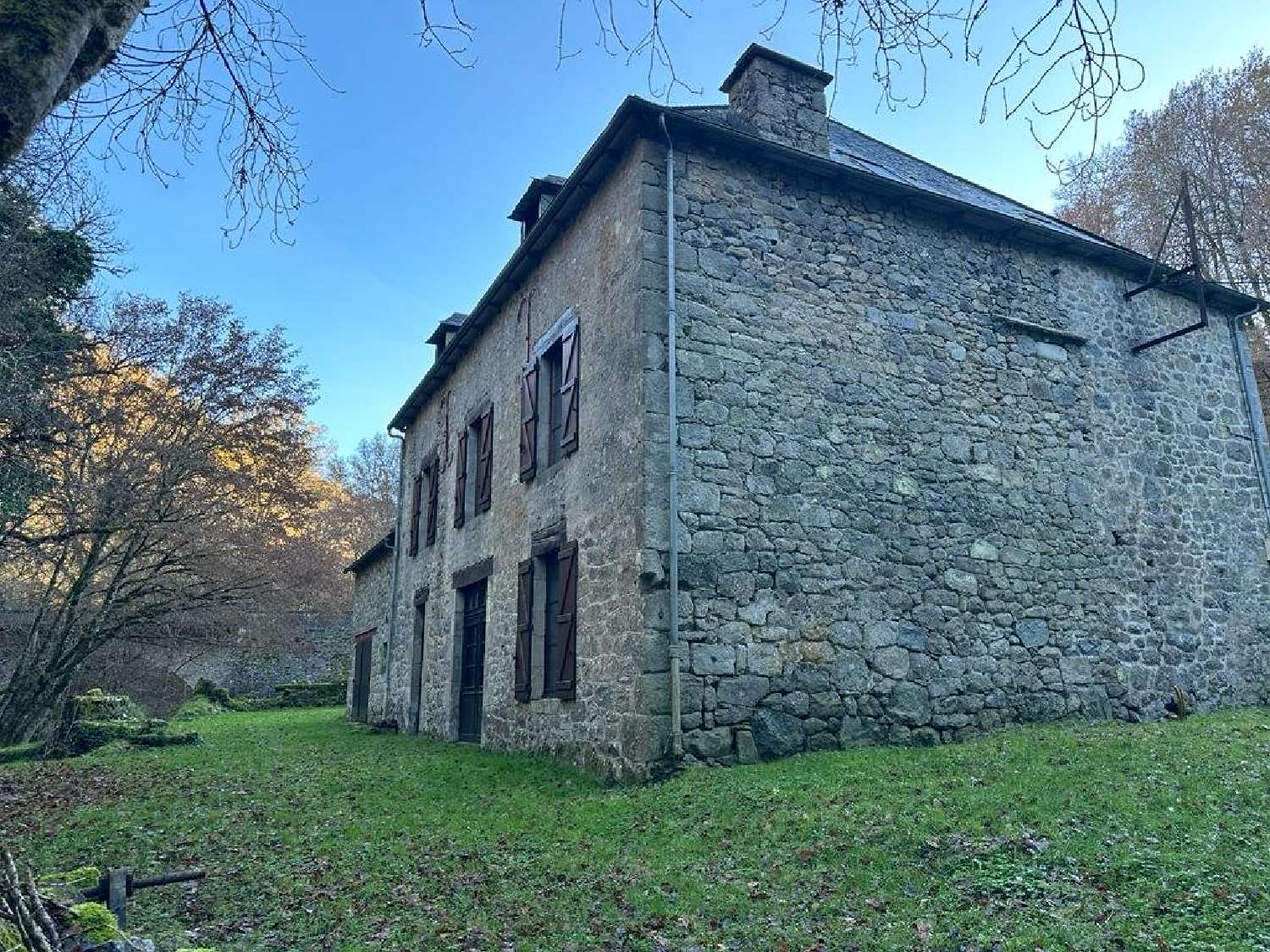  te koop huis La Roche-Canillac Corrèze 2