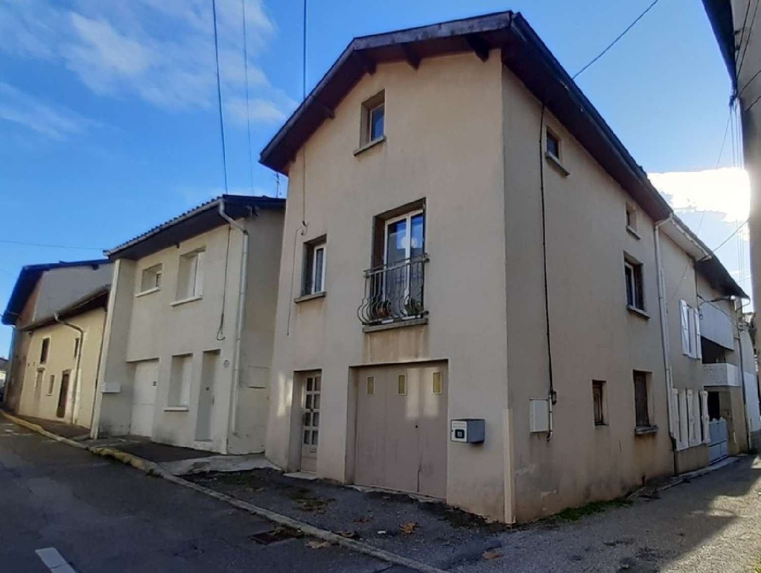  te koop huis Beaurepaire Isère 1