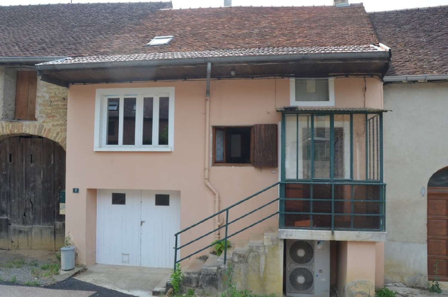  à vendre maison de village Lons-le-Saunier Jura 1
