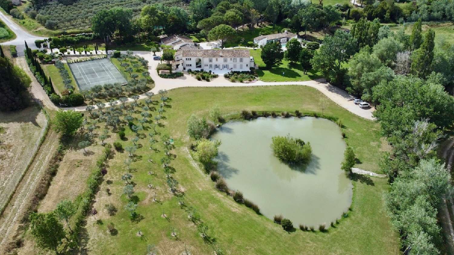  for sale villa Arles Bouches-du-Rhône 1