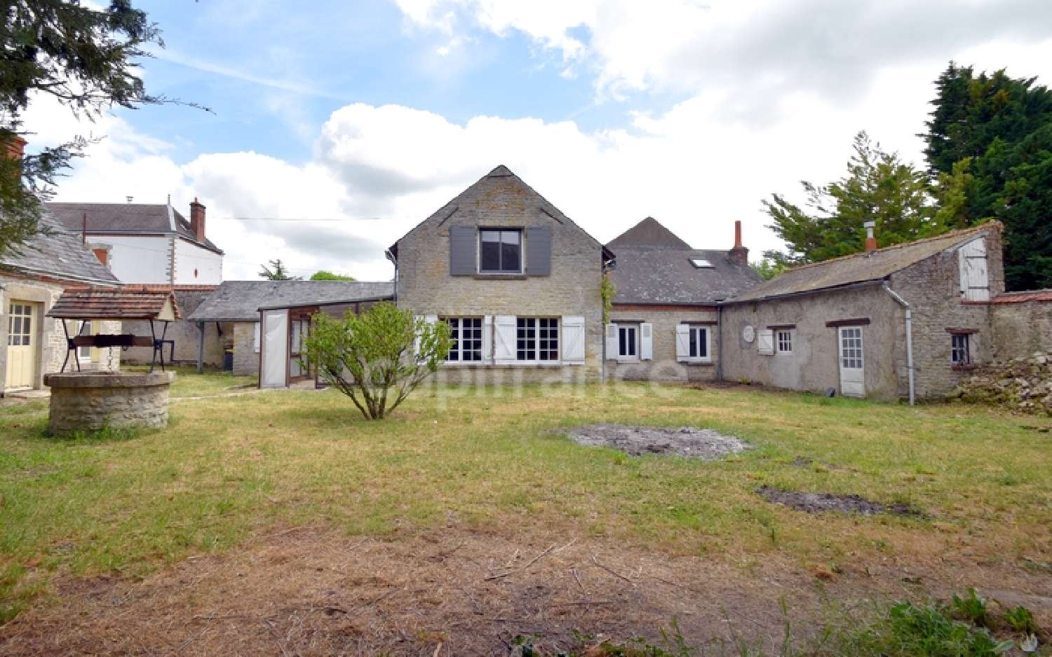  for sale house Laas Loiret 1