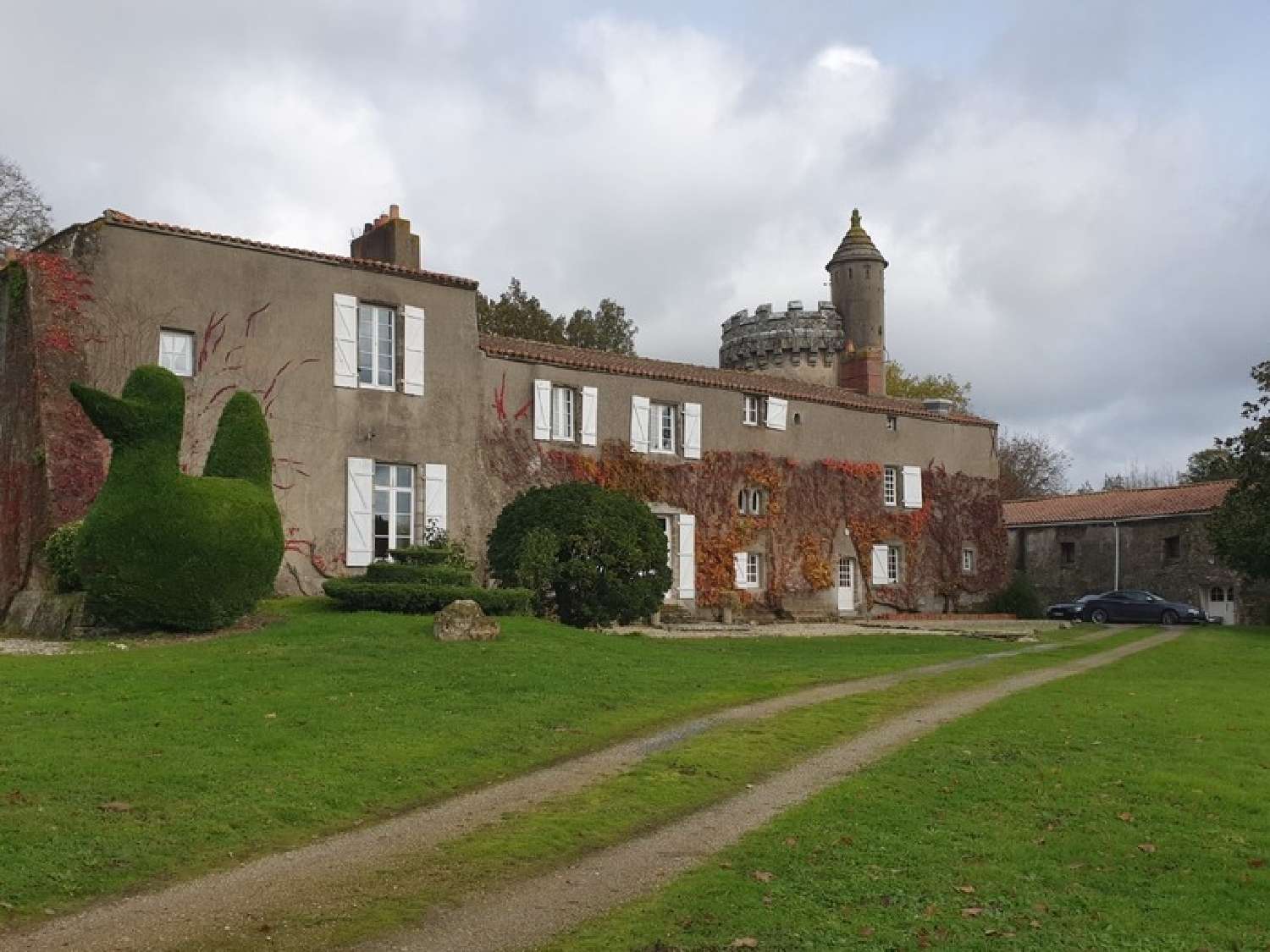  à vendre château Saint-Christophe-du-Ligneron Vendée 1