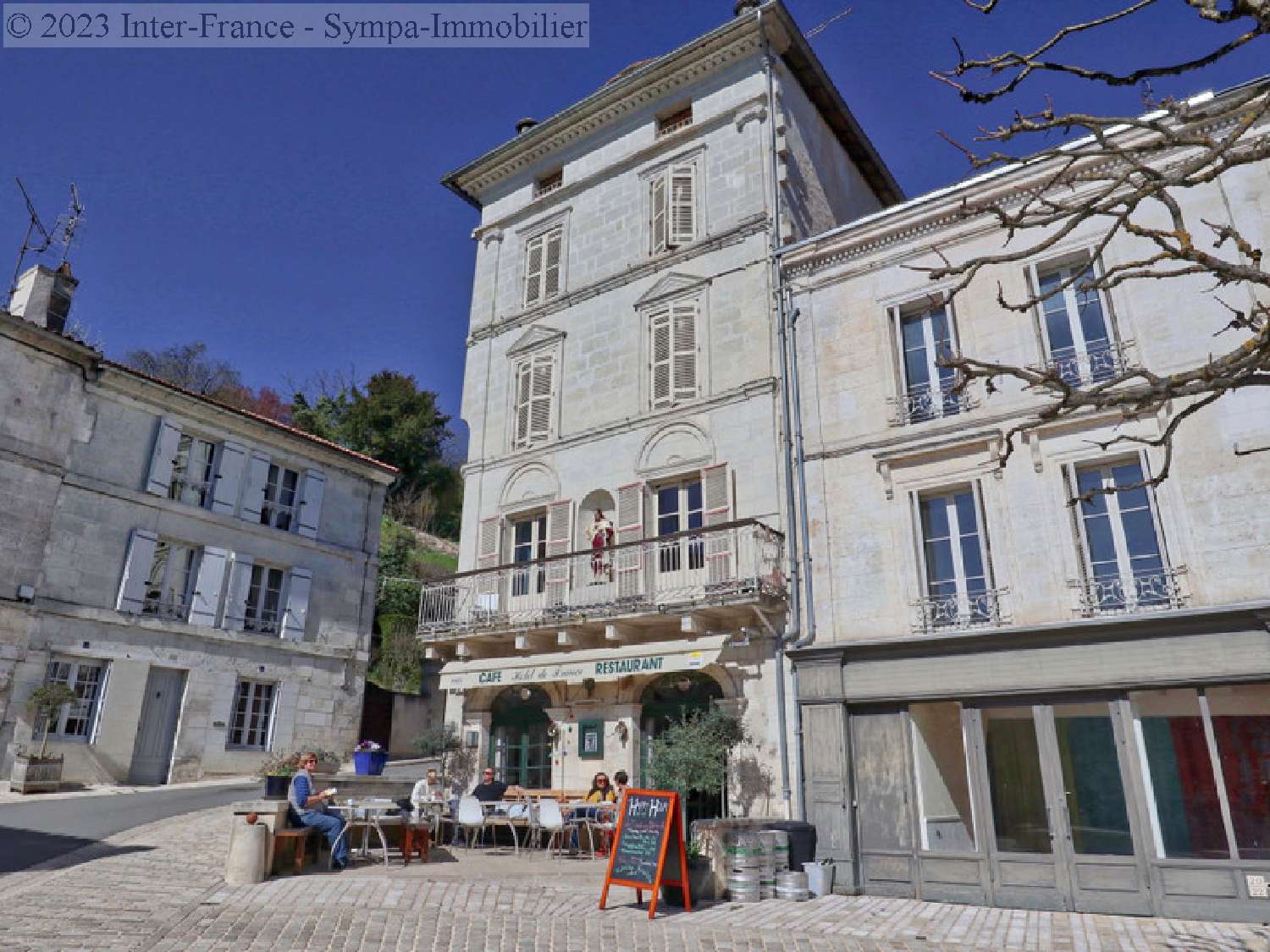 hotel-restaurant te koop Angoulême, Charente (Poitou-Charentes) foto 1
