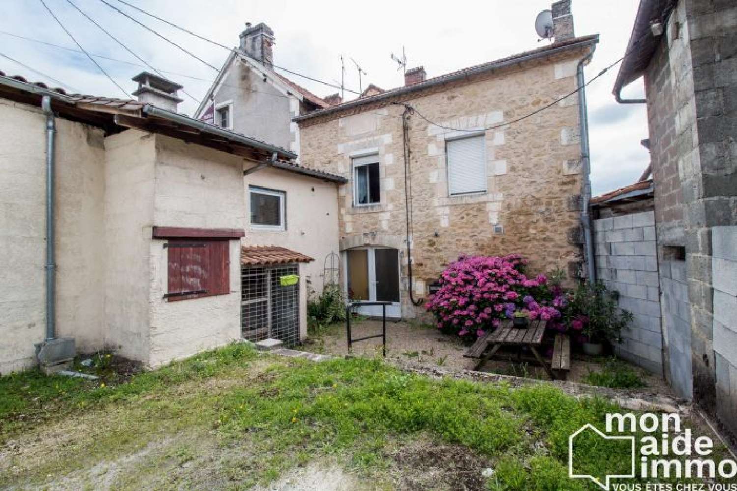  for sale house Thiviers Dordogne 1