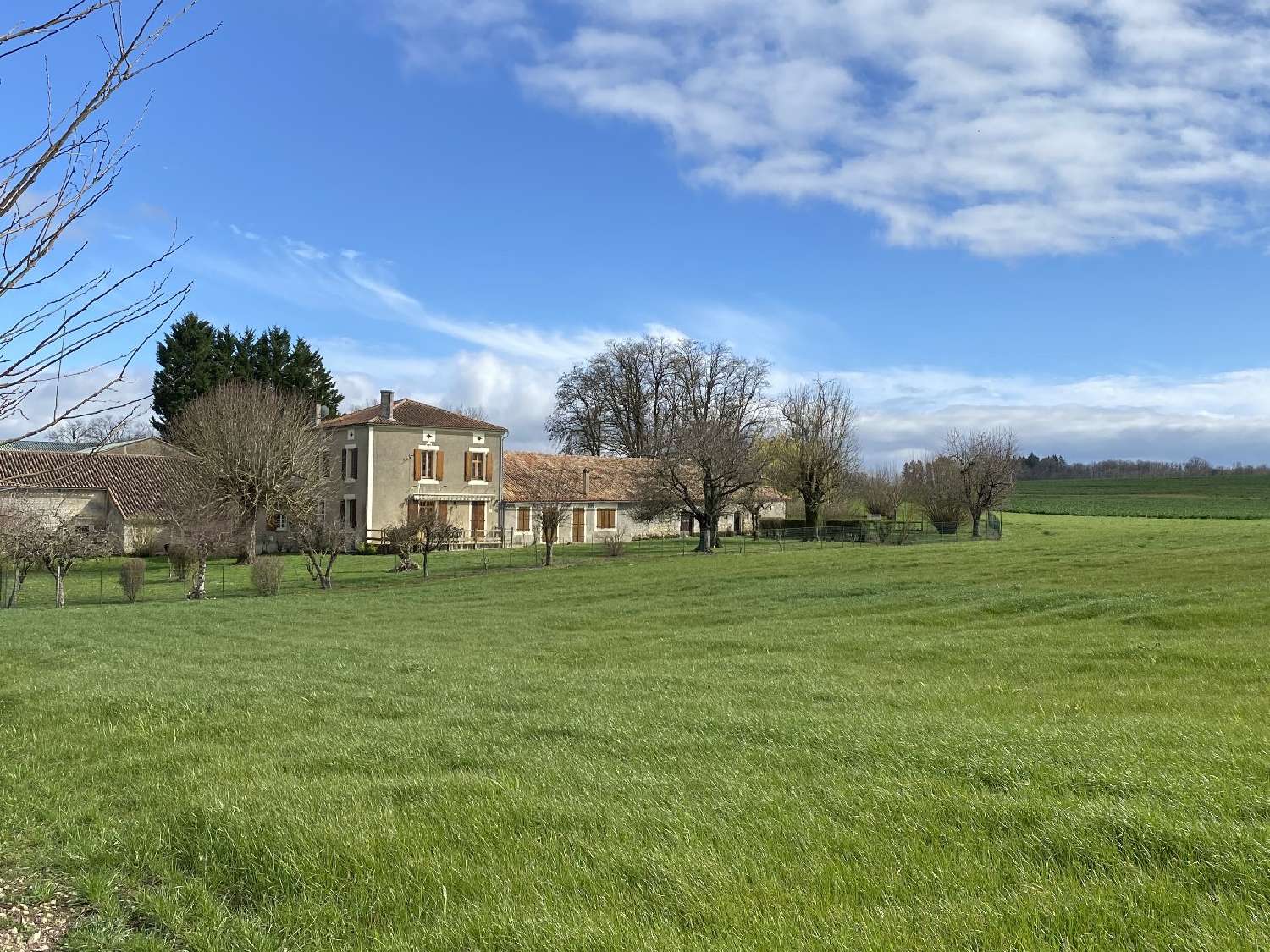  for sale house Villebois-Lavalette Charente 3