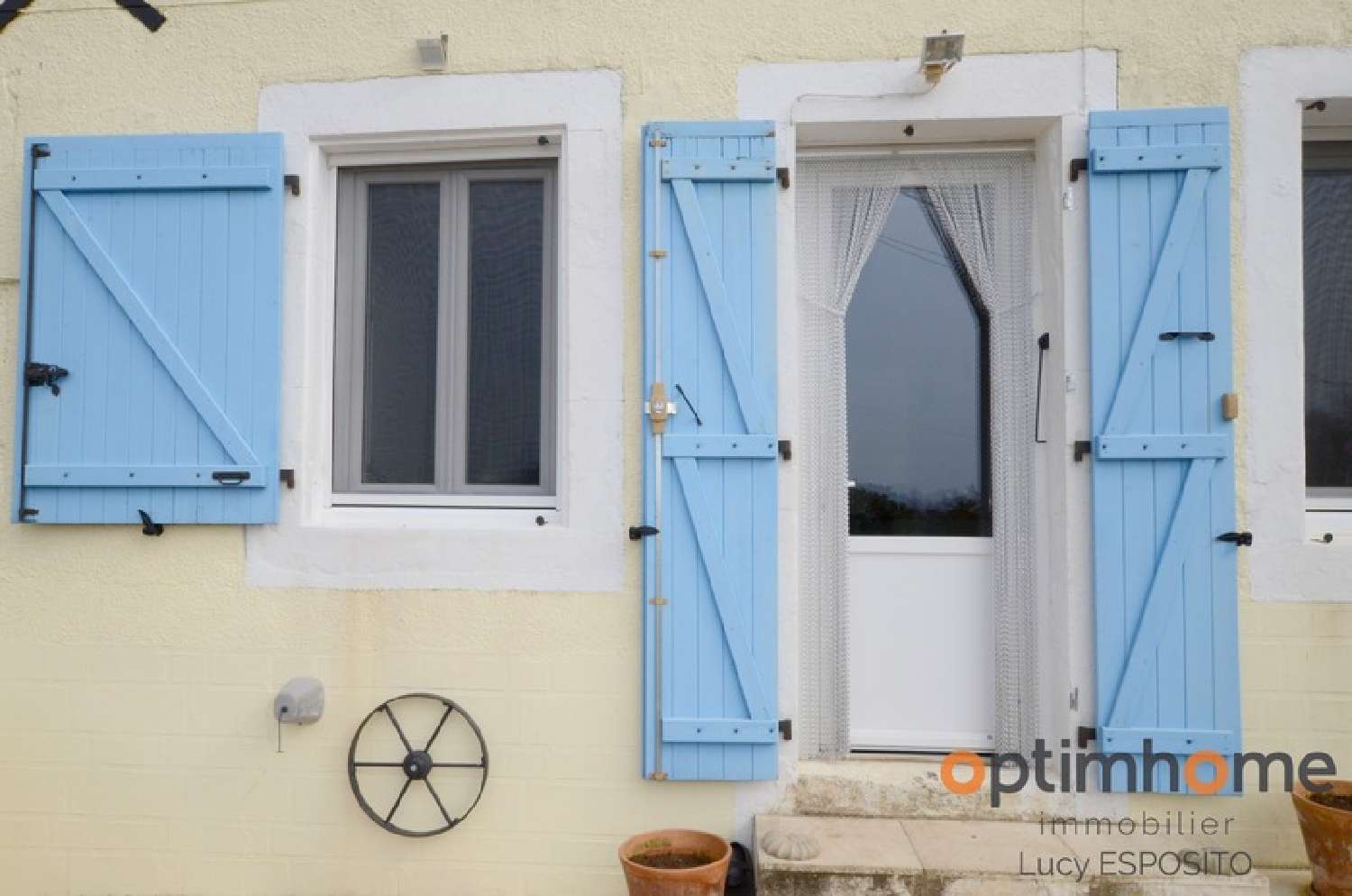  à vendre maison Pleuville Charente 2