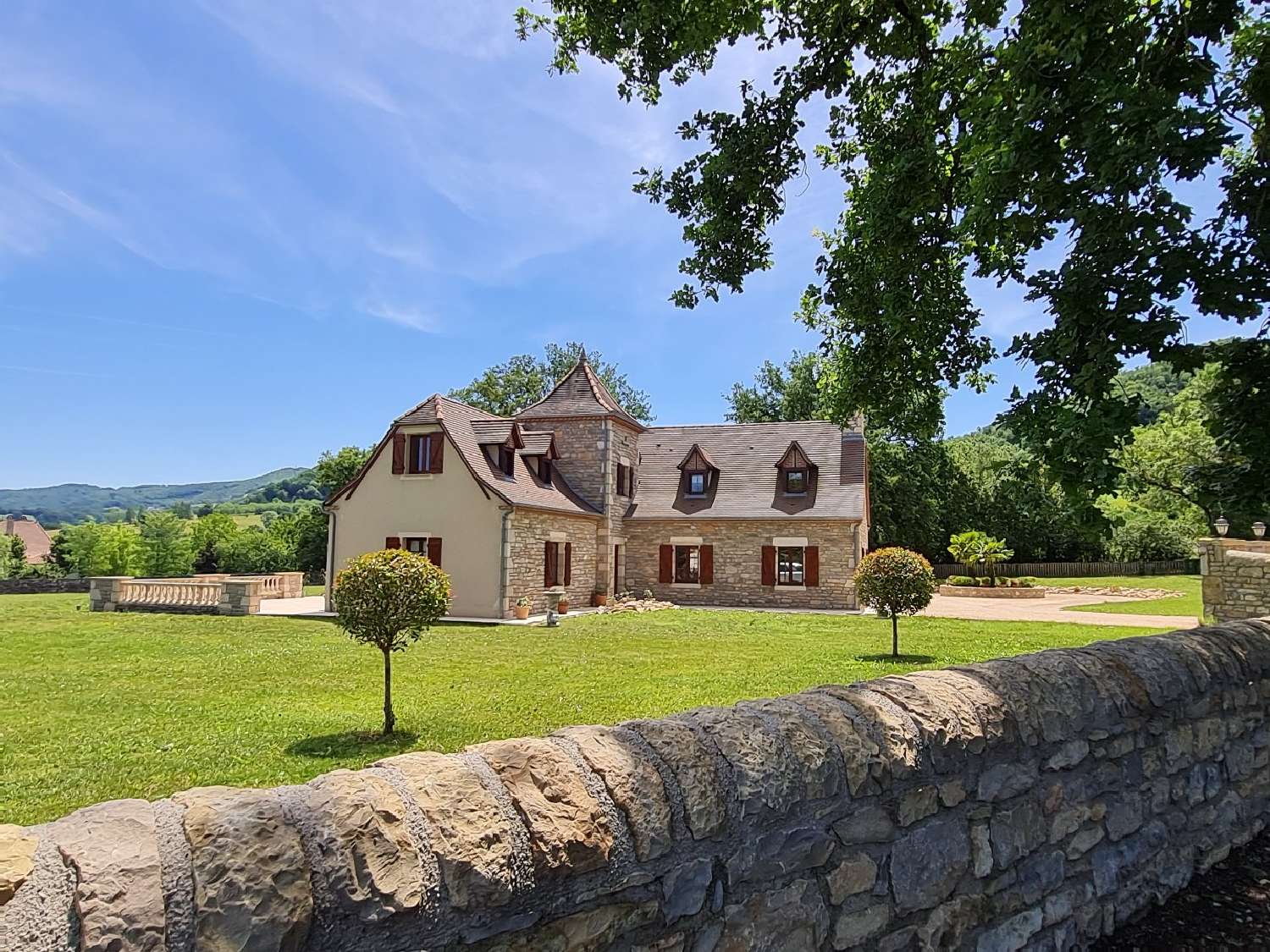  for sale mansion Saint-Jean-Lespinasse Lot 4