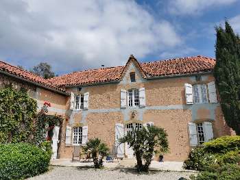 Maubourguet Hautes-Pyrénées huis foto