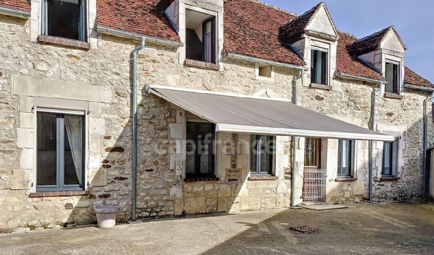 te koop huis Escamps Yonne 2
