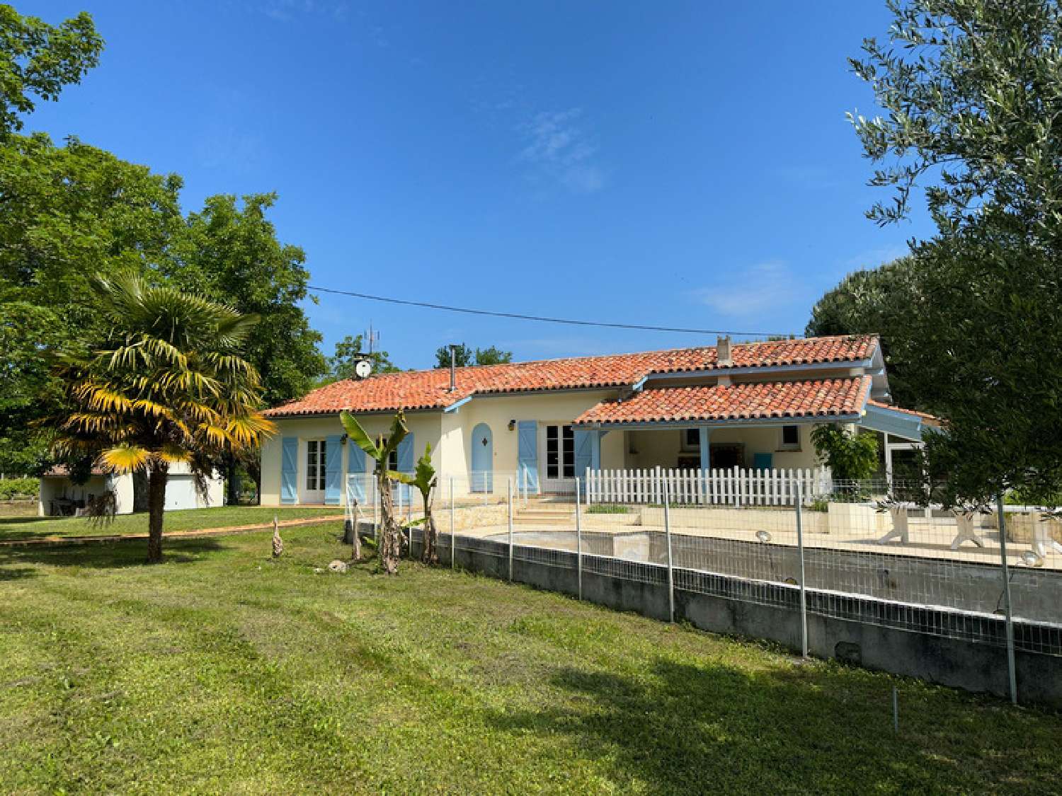  for sale house Castelnau-d'Auzan Gers 2