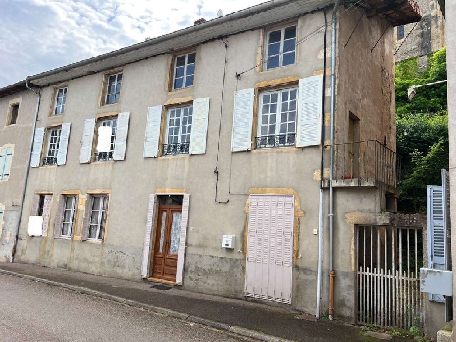  à vendre maison de village Chauffailles Saône-et-Loire 1