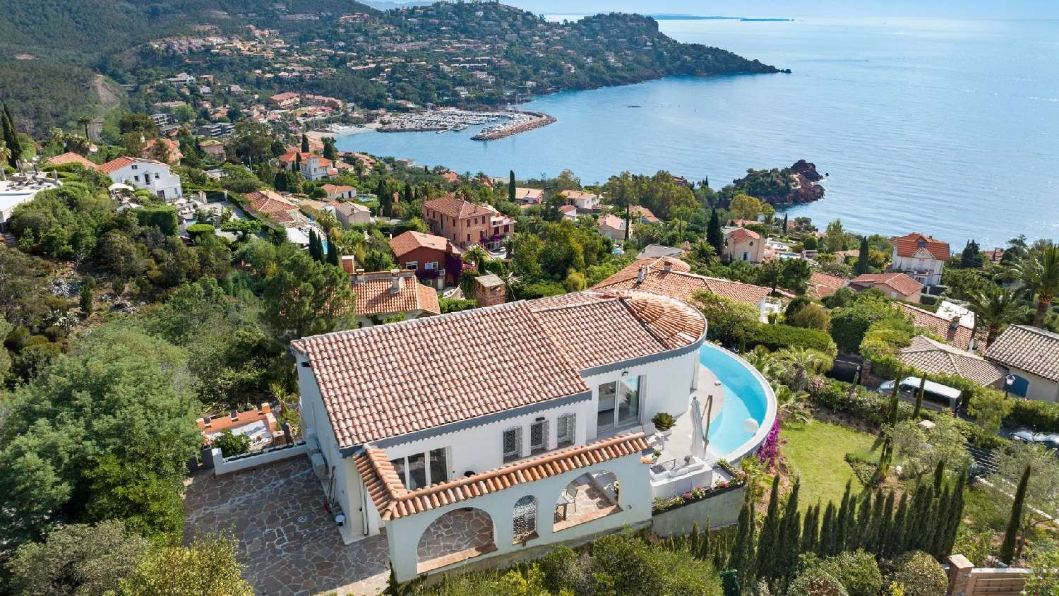  à vendre villa Théoule-sur-Mer Alpes-Maritimes 3