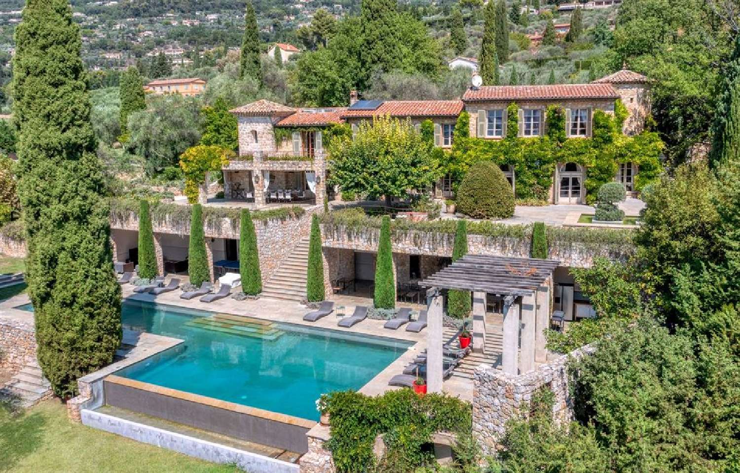  for sale villa Cabris Alpes-Maritimes 1