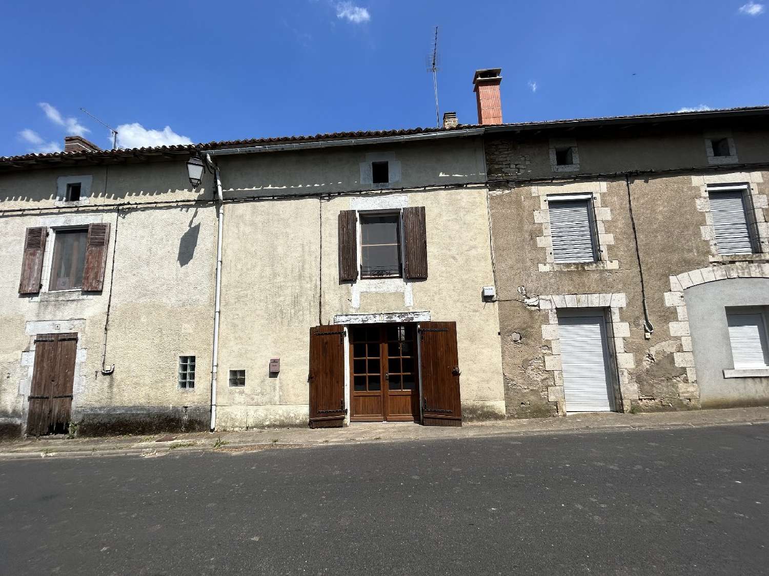  for sale village house Saint-Martin-l'Ars Vienne 3