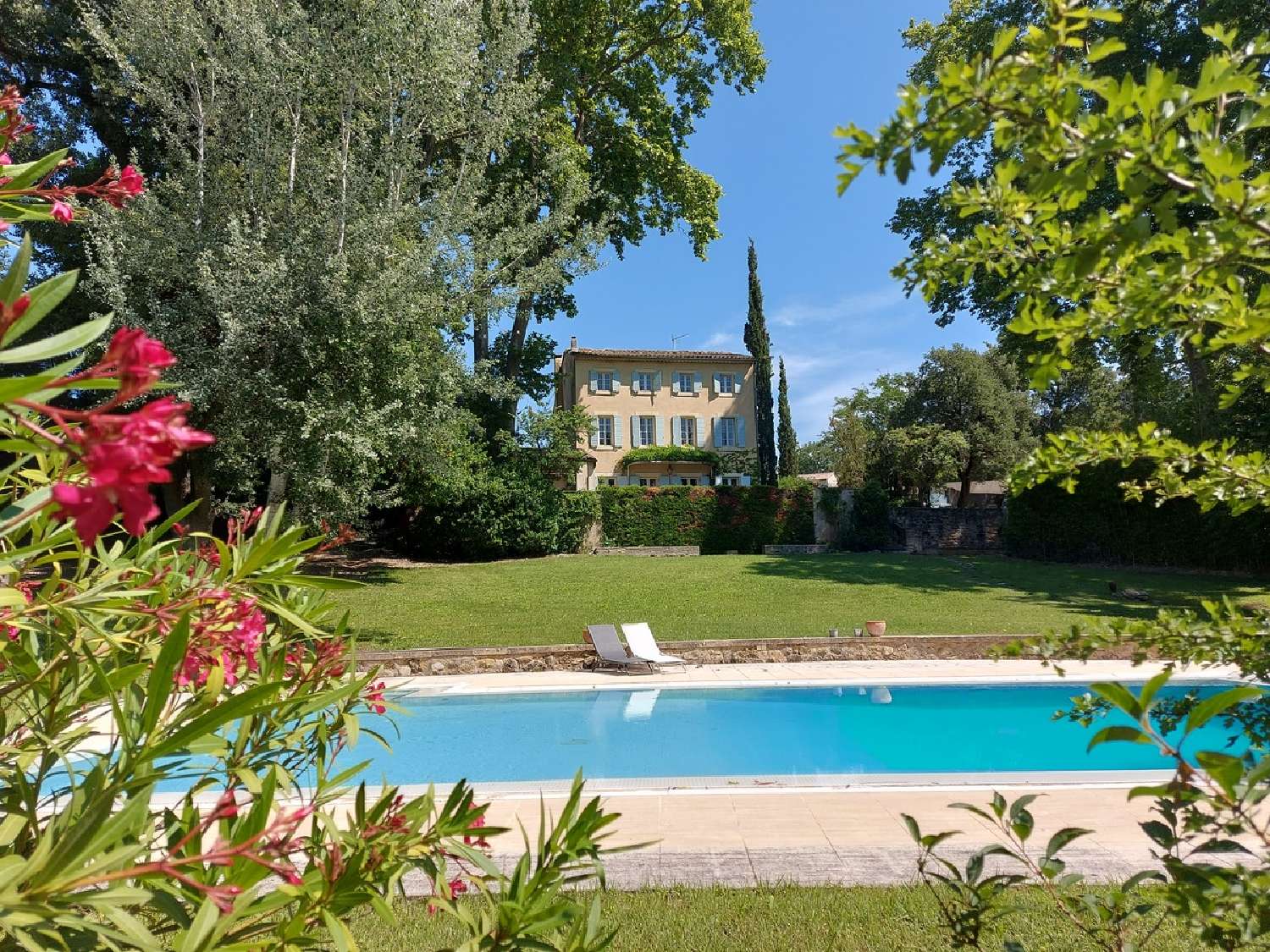  for sale villa Cadenet Vaucluse 1