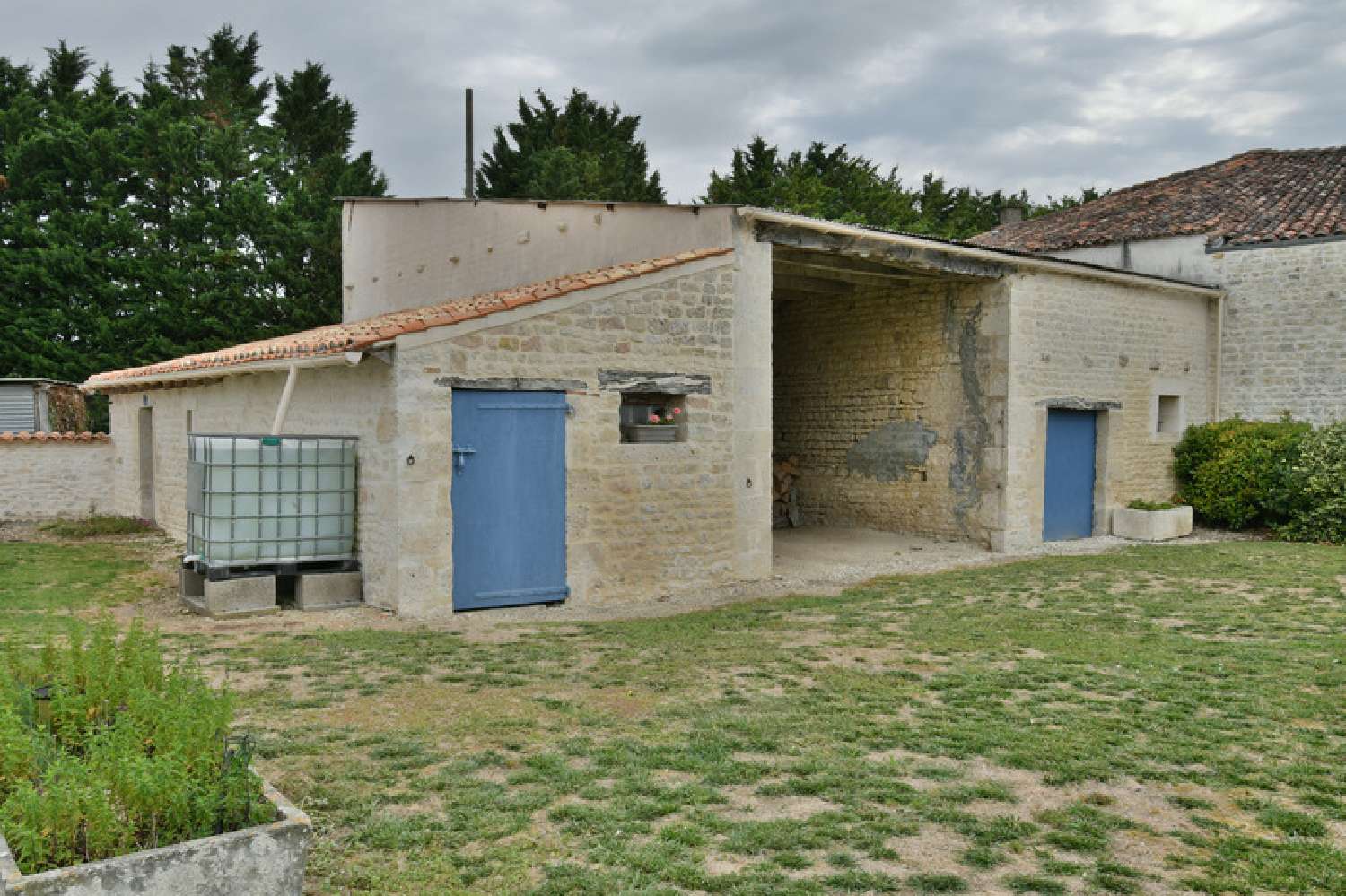  à vendre maison Loulay Charente-Maritime 3