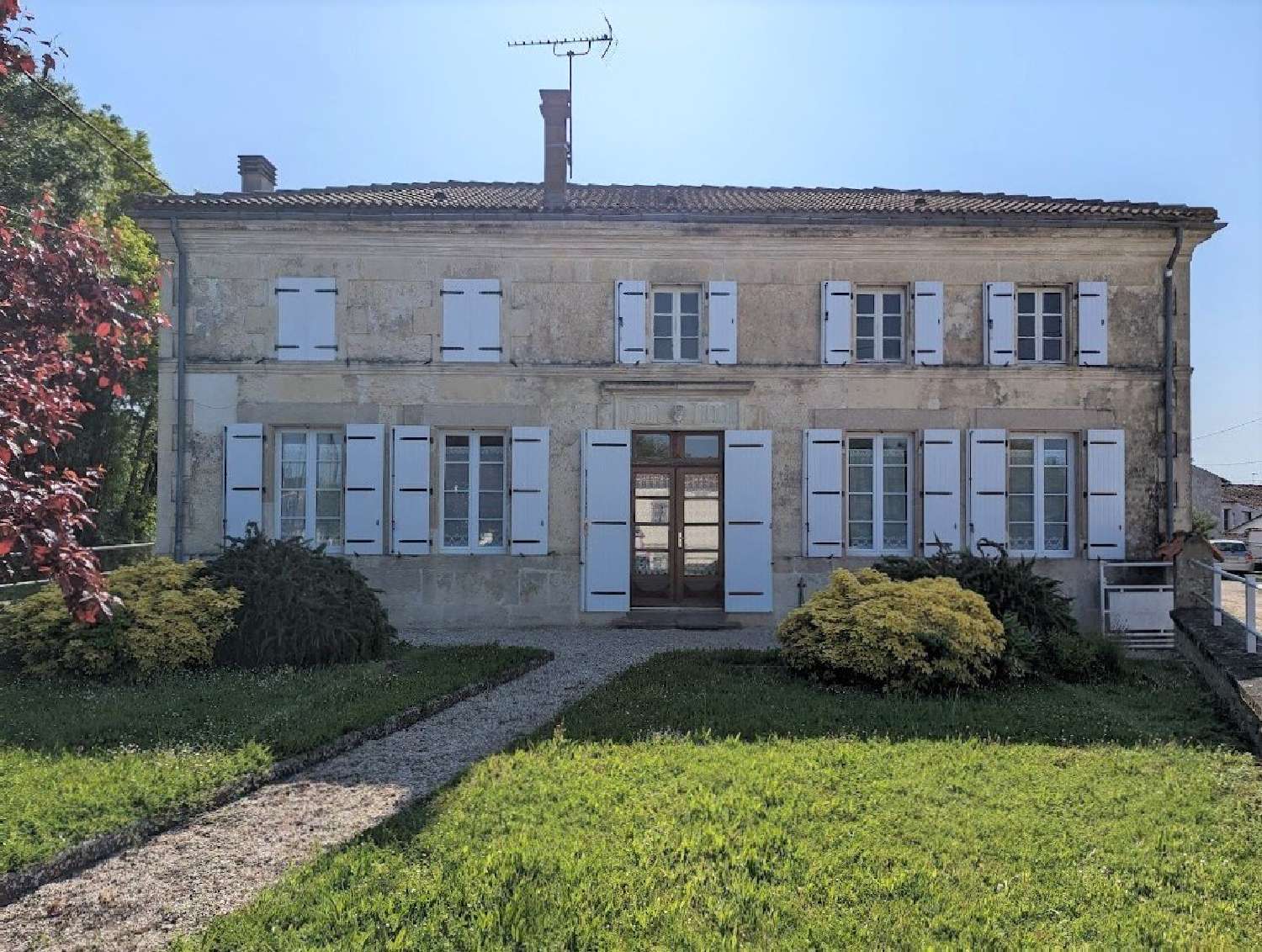  à vendre maison de village Loiré-sur-Nie Charente-Maritime 1