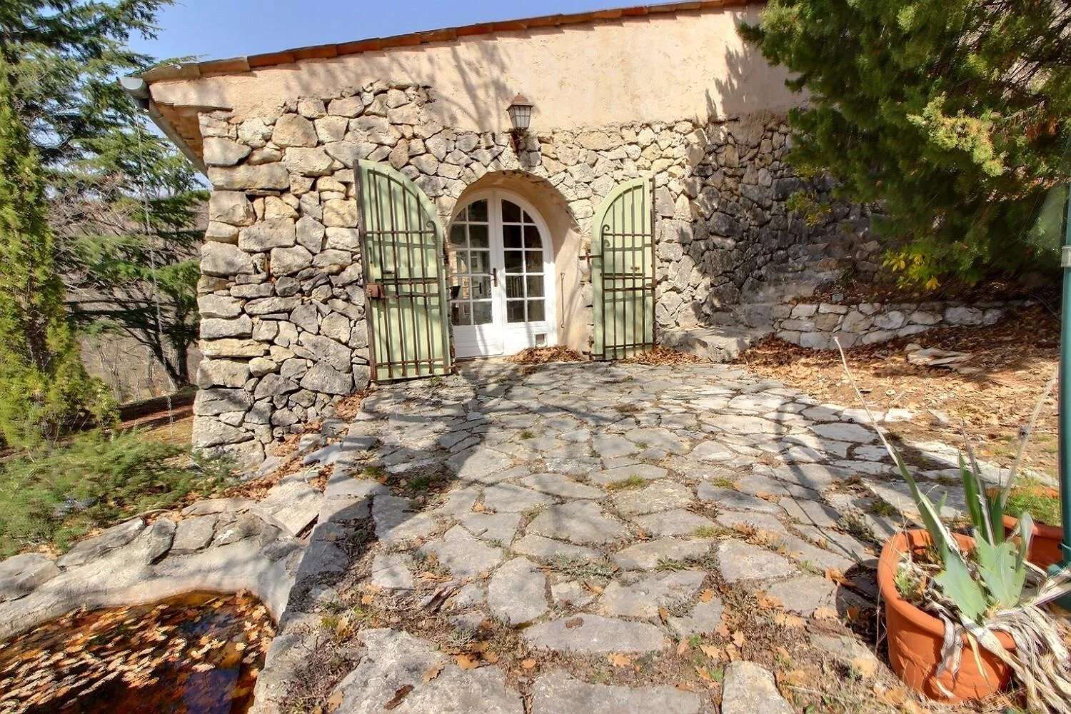  for sale house Gréolières Alpes-Maritimes 2