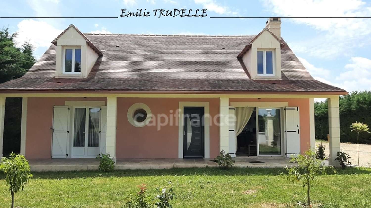  for sale house La Chartre-sur-le-Loir Sarthe 1