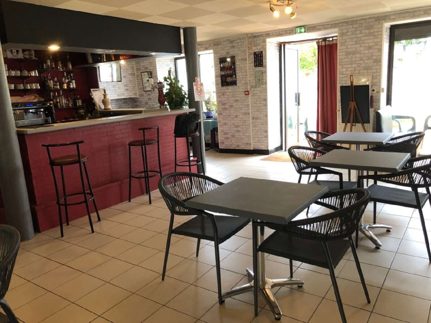  à vendre restaurant Saint-Pierre-de-Chignac Dordogne 1