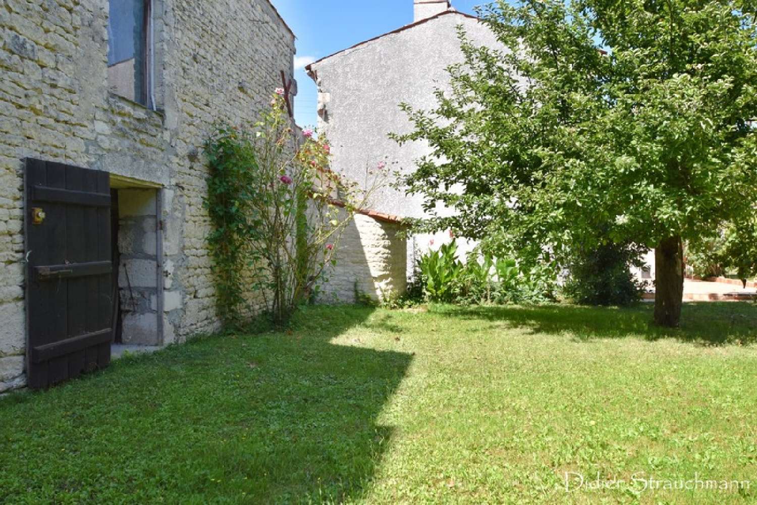  for sale house Aigrefeuille-d'Aunis Charente-Maritime 2