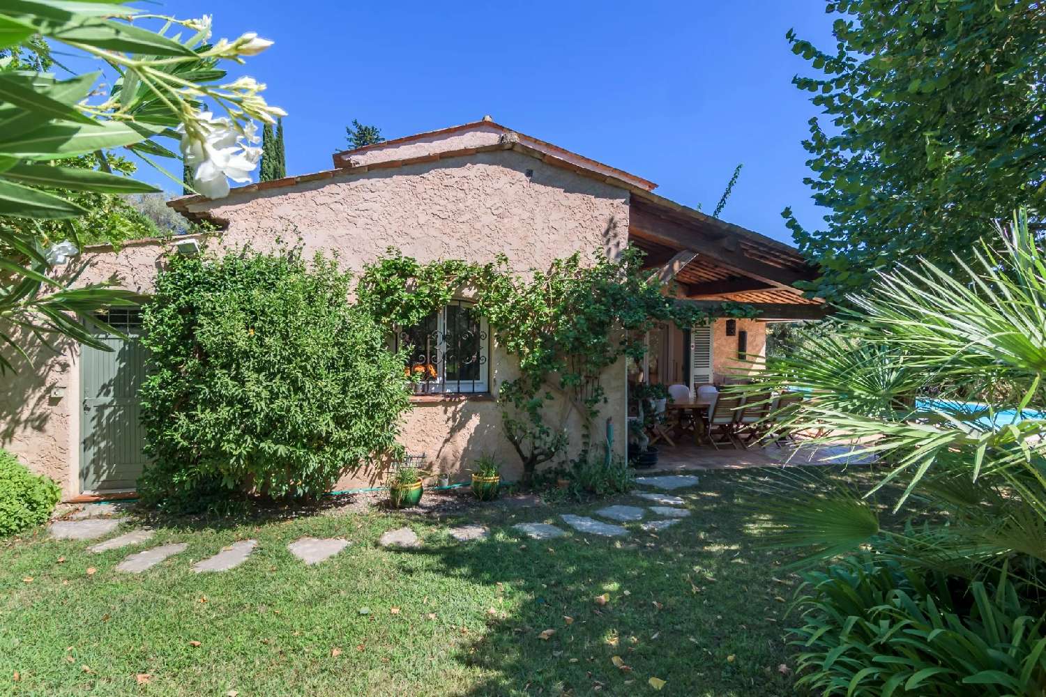  à vendre villa Grasse Alpes-Maritimes 6