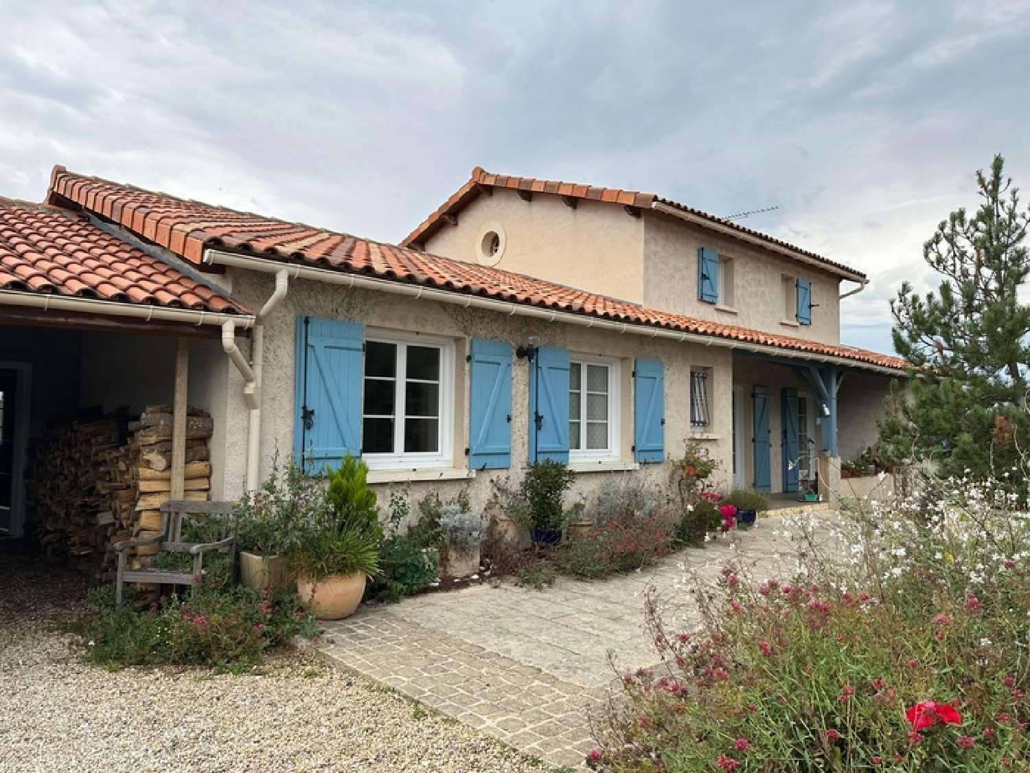  for sale house Montbron Charente 1