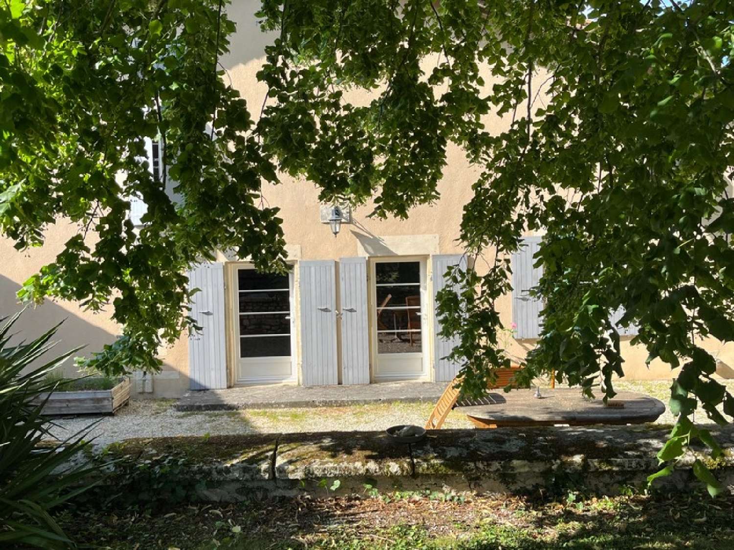  à vendre maison de village Saint-Jean-d'Angély Charente-Maritime 1