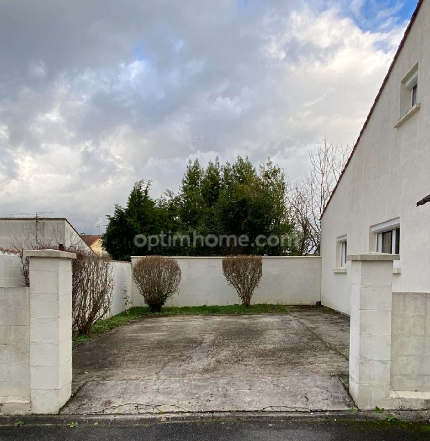  for sale house L'Isle-d'Espagnac Charente 2