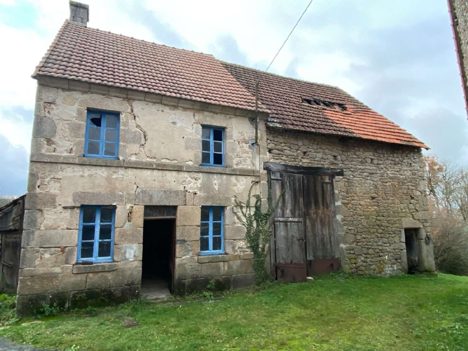  à vendre maison de village Saint-Sulpice-le-Dunois Creuse 1