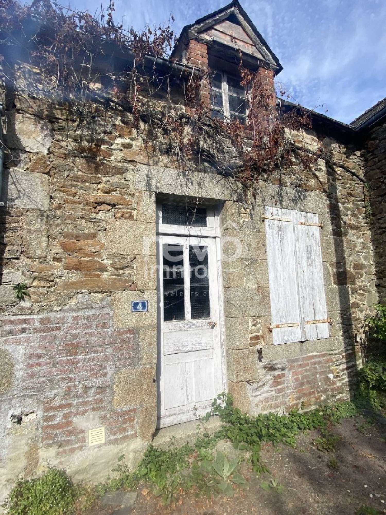 Fresnay-sur-Sarthe Sarthe maison foto 6786696
