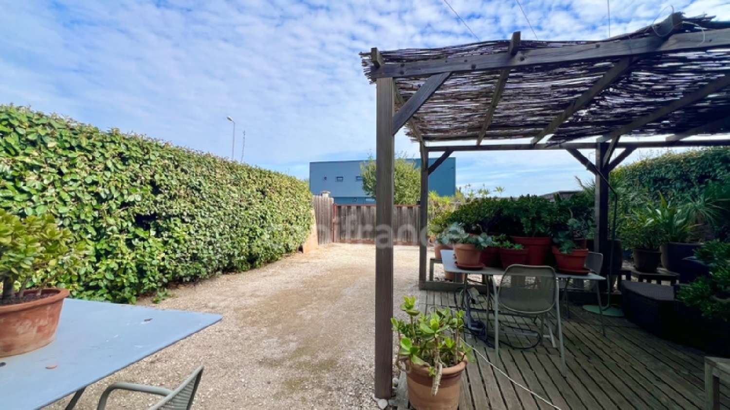  for sale office Aigues-Mortes Gard 2