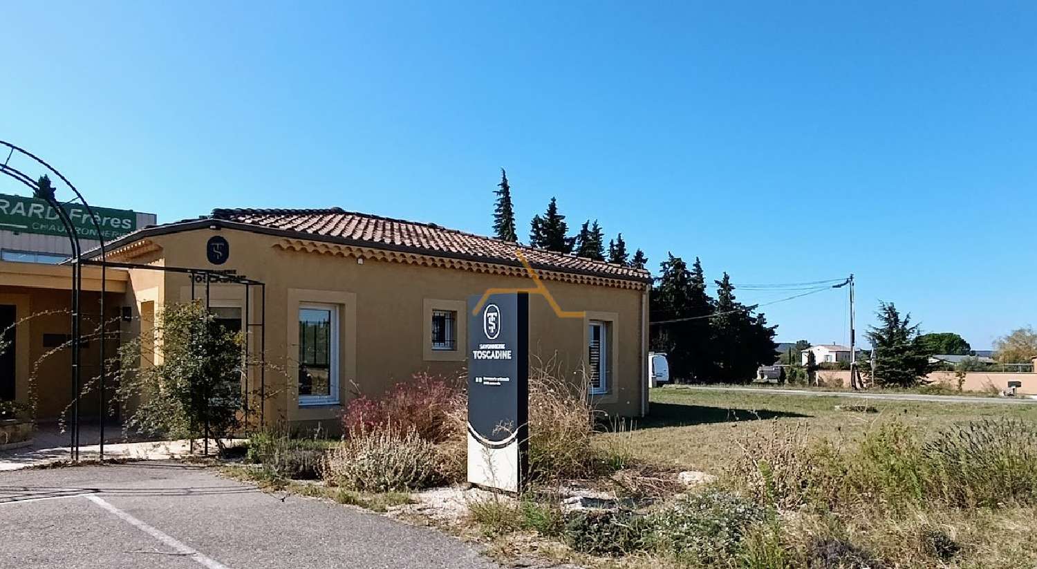  te koop kantoor La Bégude-de-Mazenc Drôme 1