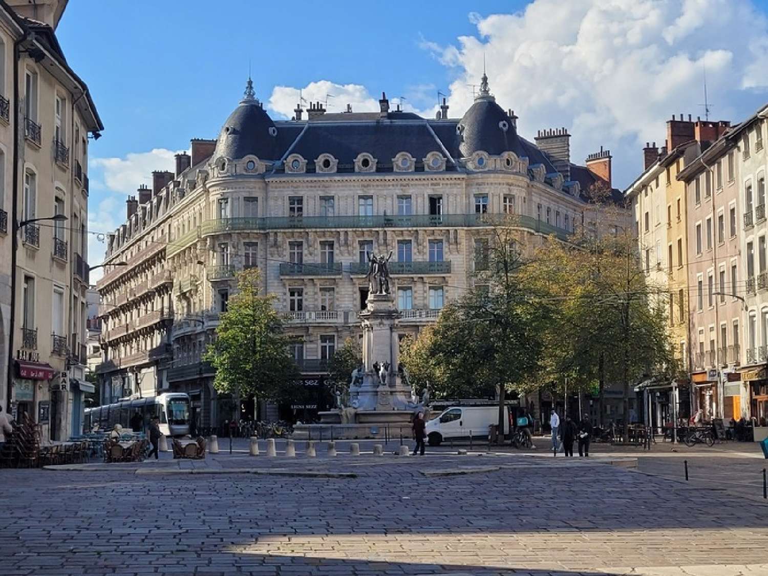  kaufen Restaurant Grenoble Isère 2