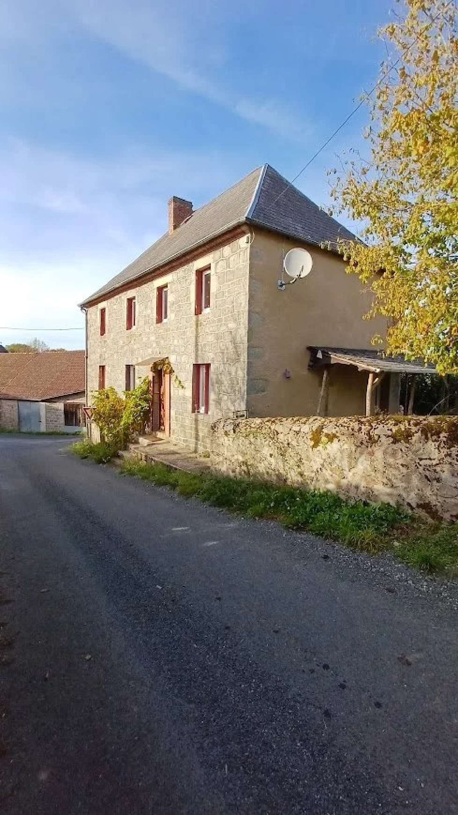 huis te koop Auzances, Creuse ( Nouvelle-Aquitaine) foto 3